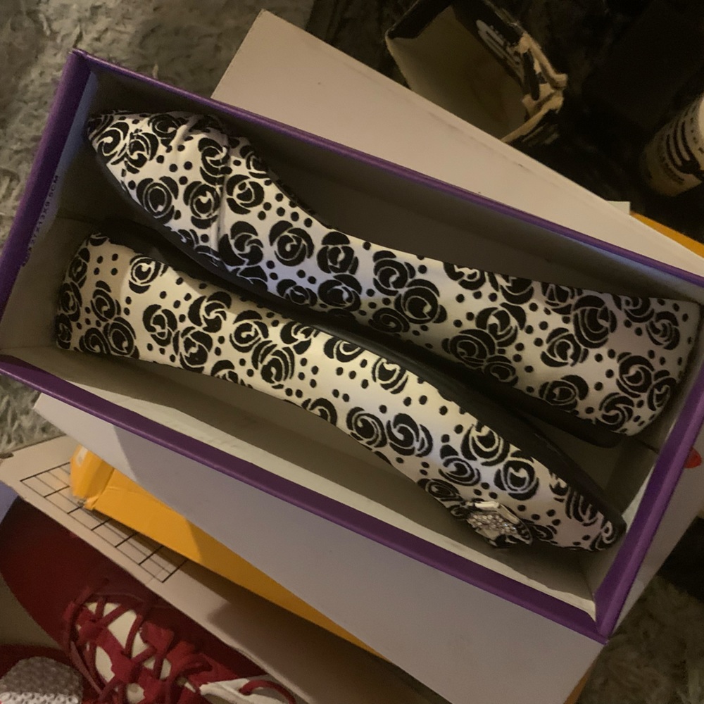 Forever flower flats